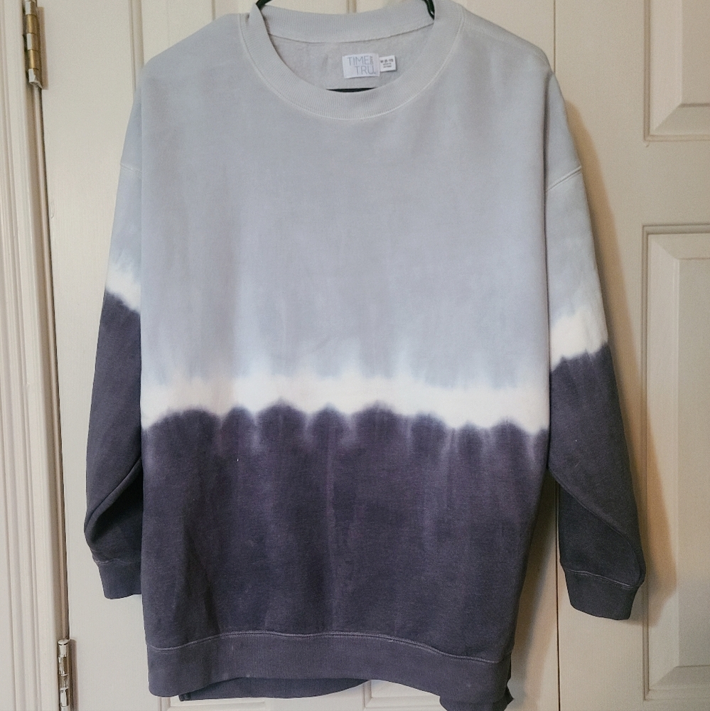 Womens long sleeve sweater